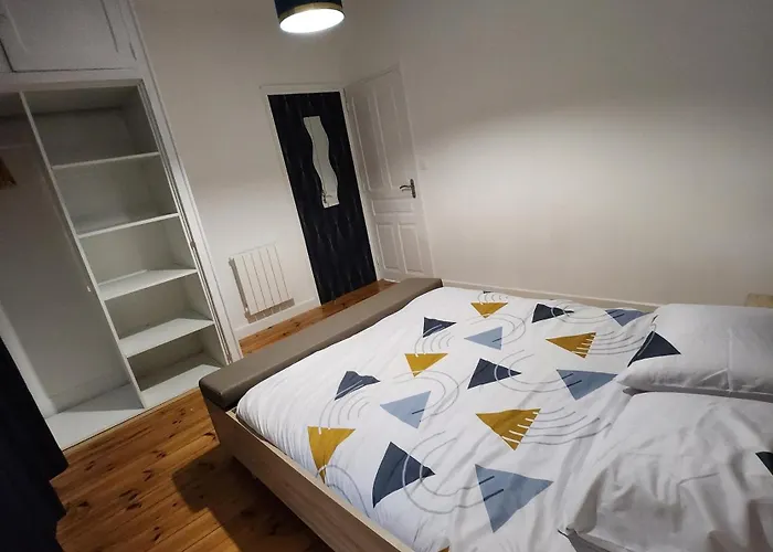Chaleureux Appartement Refait A Neuf