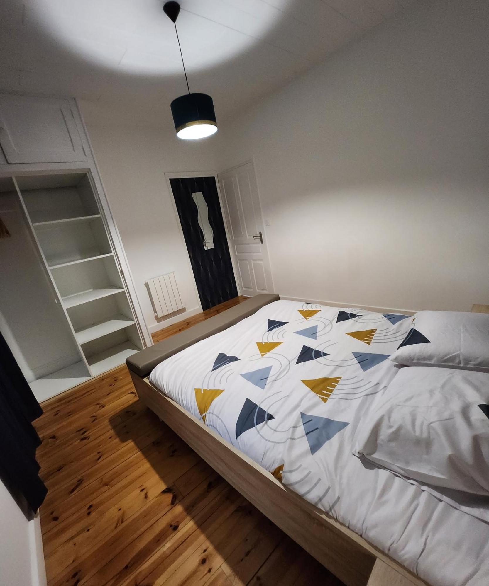 Chaleureux Refait A Neuf Apartment Vic-sur-Cere